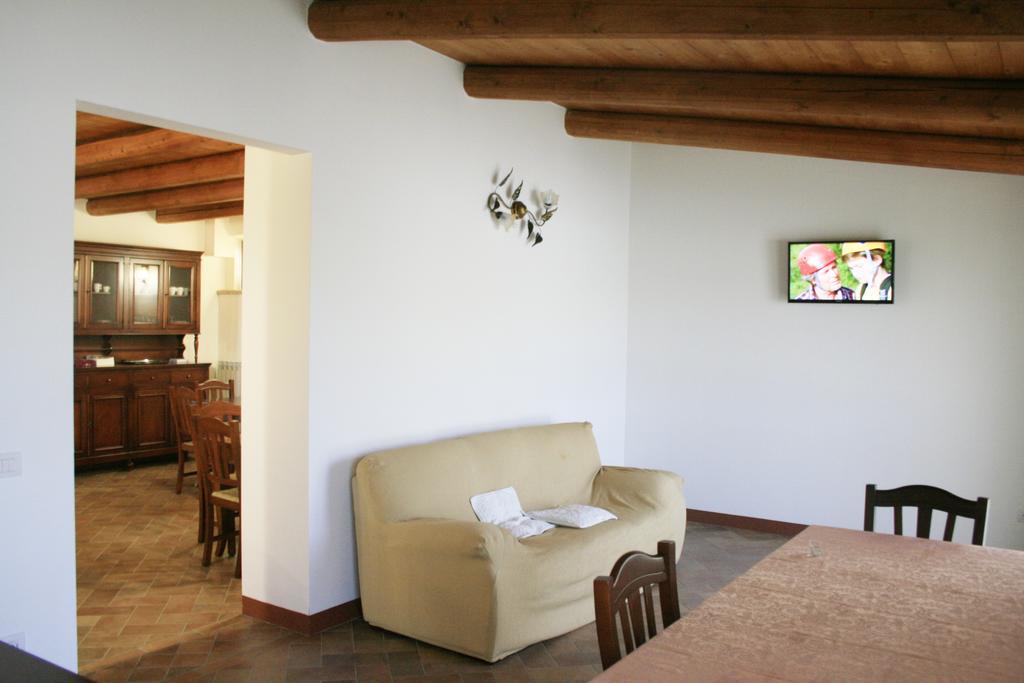 Agriturismo Fara Hotel Montegiorgio Exterior foto